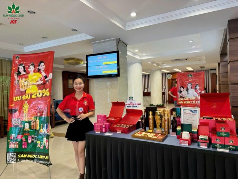 Gian hàng trưng bày sản phẩm Sâm Ngọc Linh K5.